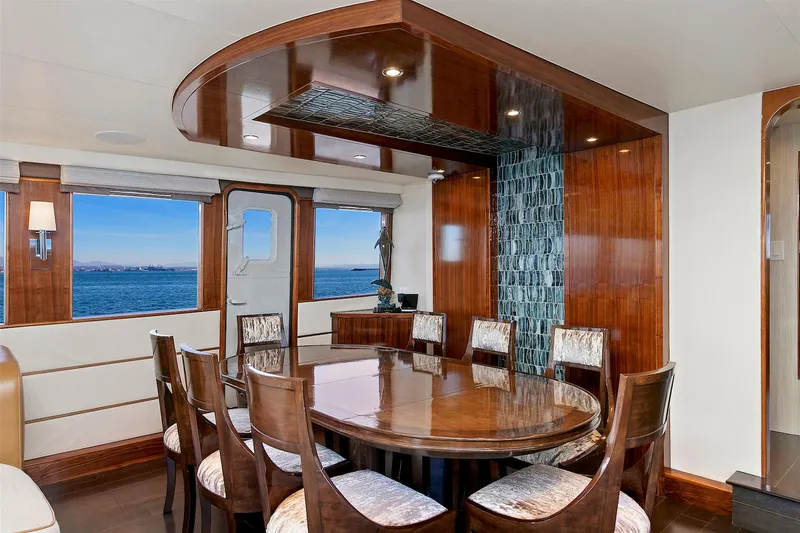 El Rey Yacht Photos Pics 