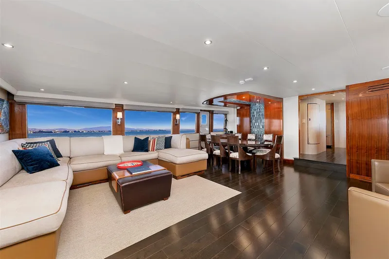 El Rey Yacht Photos Pics 