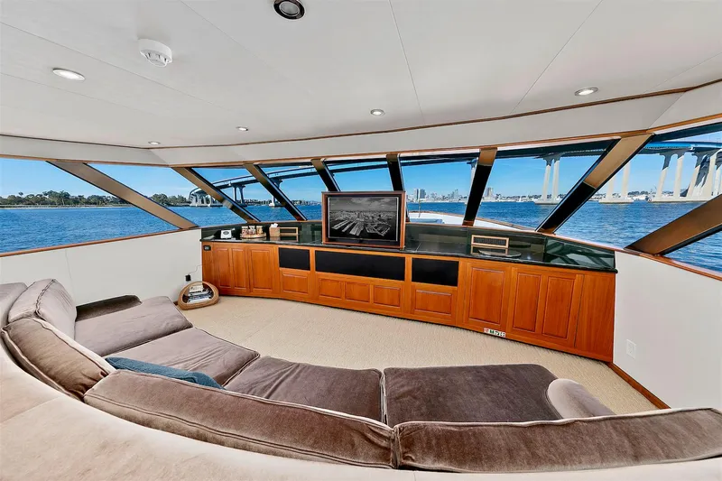 El Rey Yacht Photos Pics 