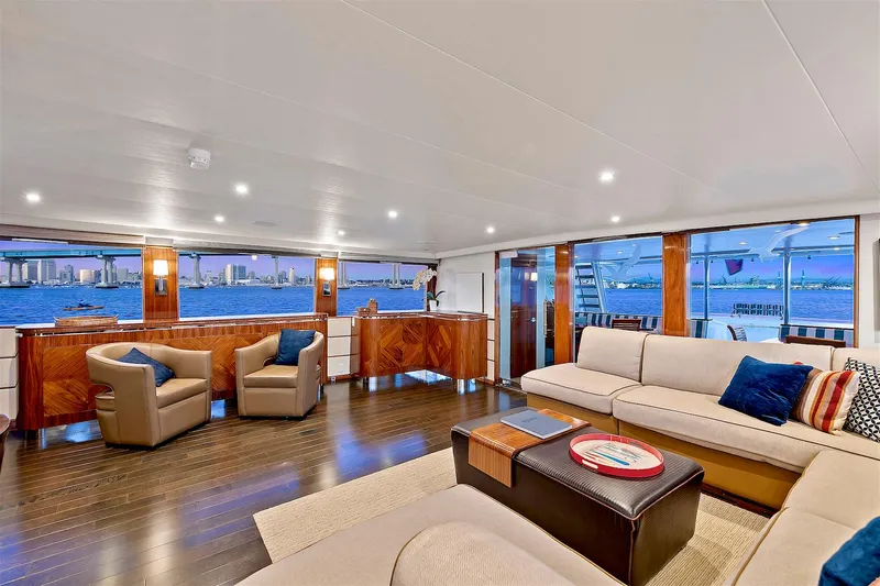 El Rey Yacht Photos Pics 