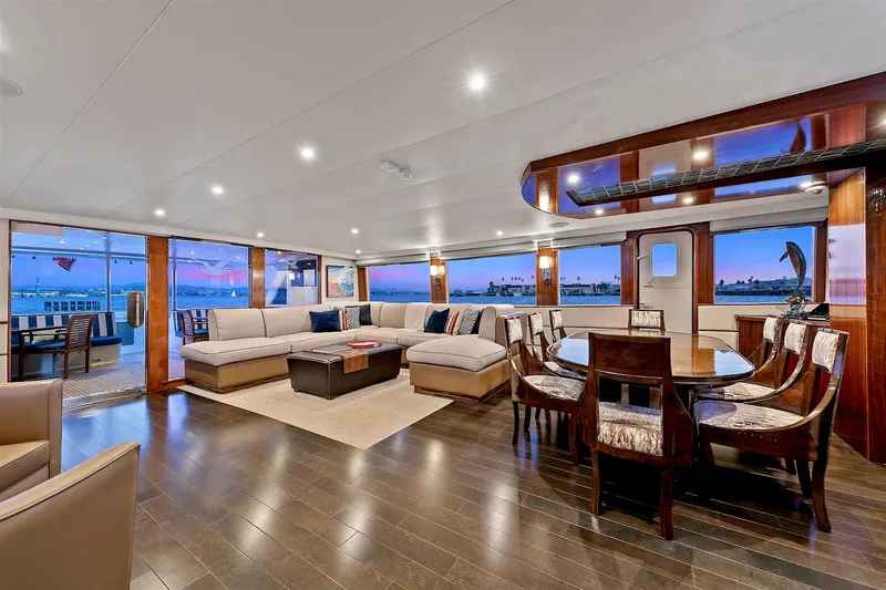 El Rey Yacht Photos Pics 