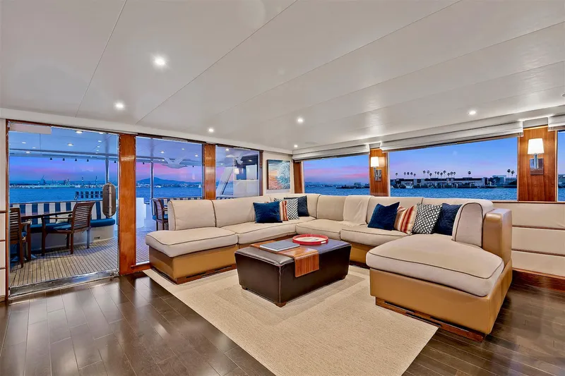 El Rey Yacht Photos Pics 