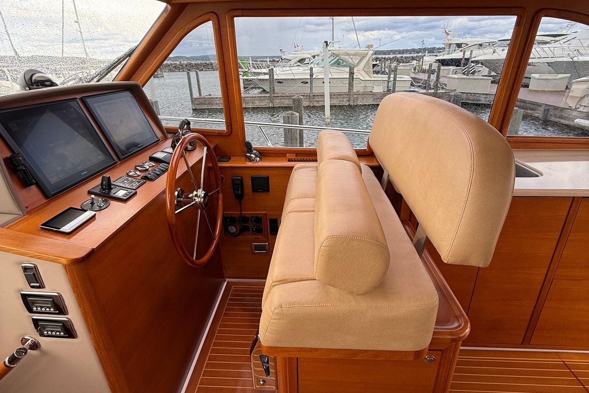 2017 Grand Banks 44 