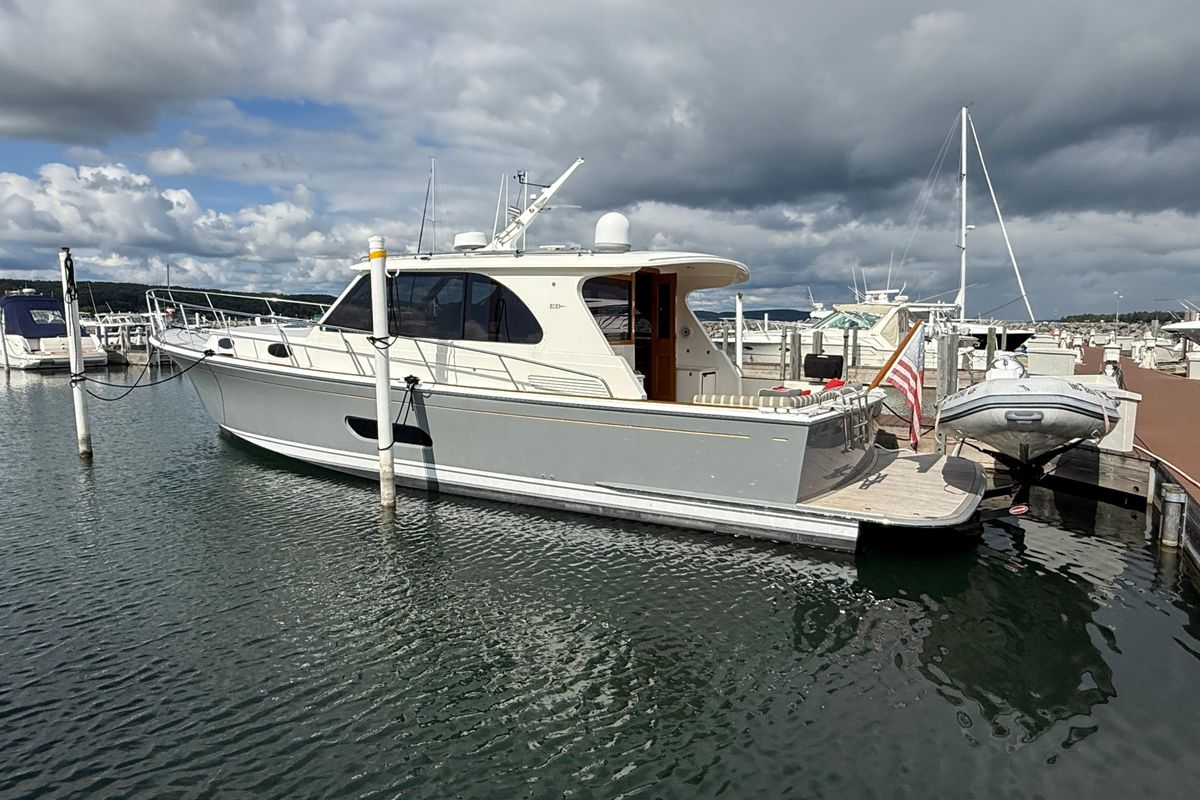 2017 Grand Banks 44 