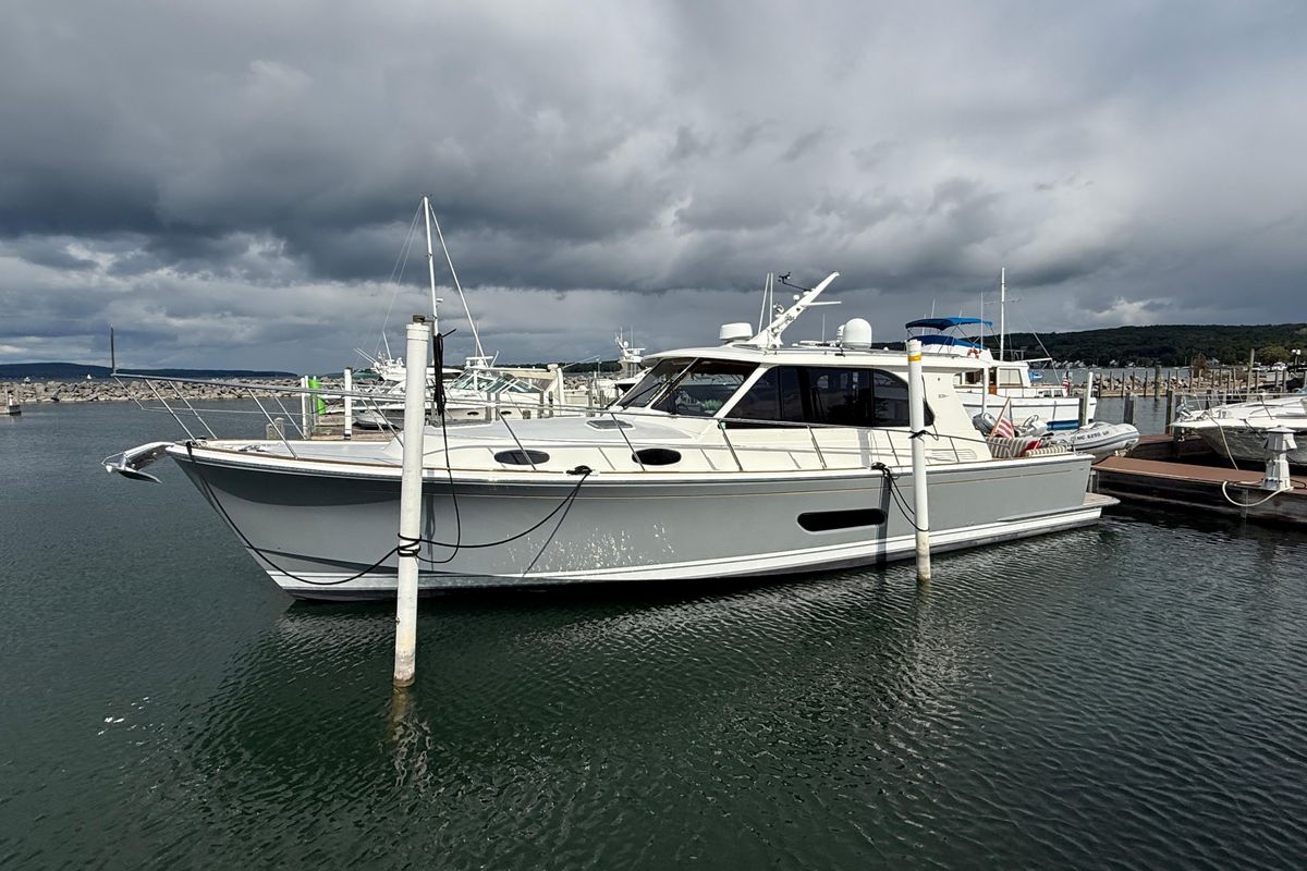 2017 Grand Banks 44 