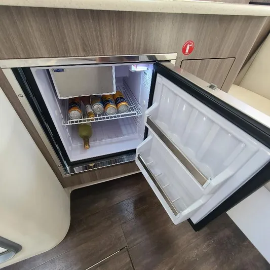 Mandrac Yacht Photos Pics 