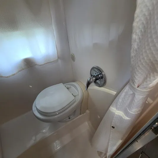 Mandrac Yacht Photos Pics 