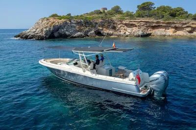 2017 Chris-Craft Calypso 30