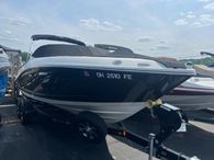 2011 Sea Ray 230 SLX