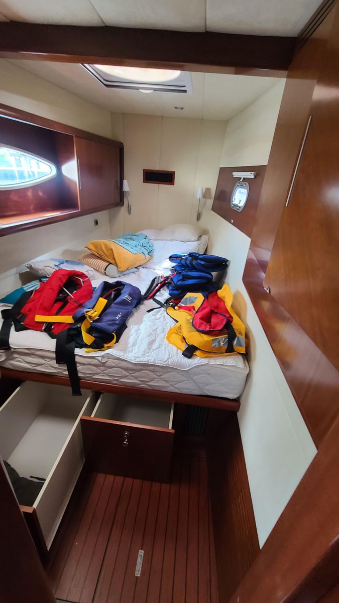 2005 Fountaine Pajot 60 