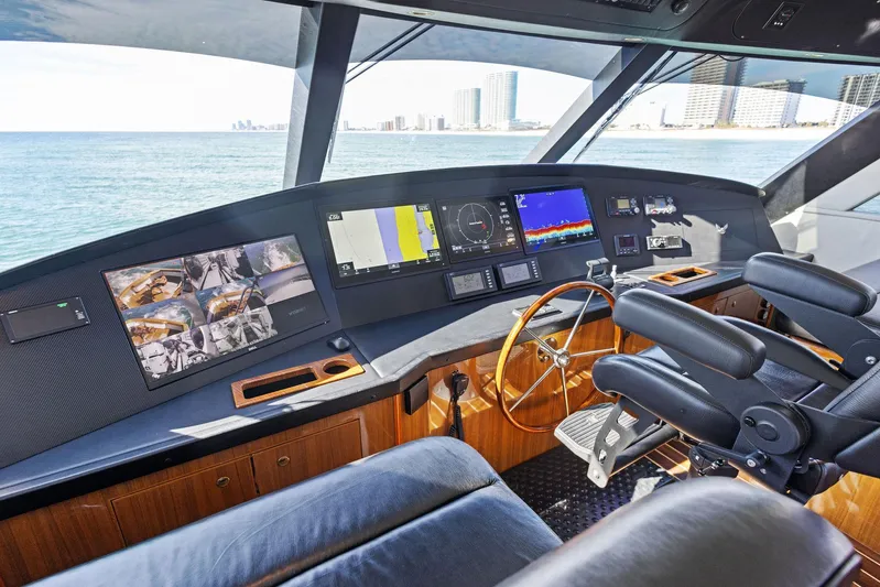 Eagle Yacht Photos Pics 