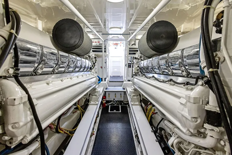 Eagle Yacht Photos Pics 