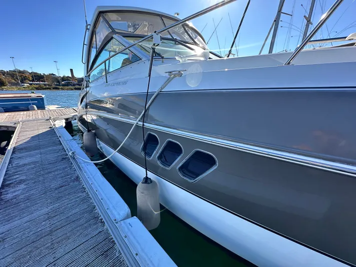 Brown Eyed Girl Yacht Photos Pics 