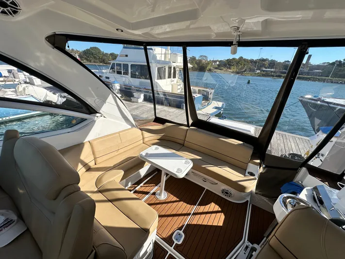 Brown Eyed Girl Yacht Photos Pics 