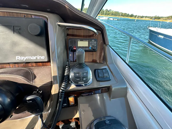 Brown Eyed Girl Yacht Photos Pics 