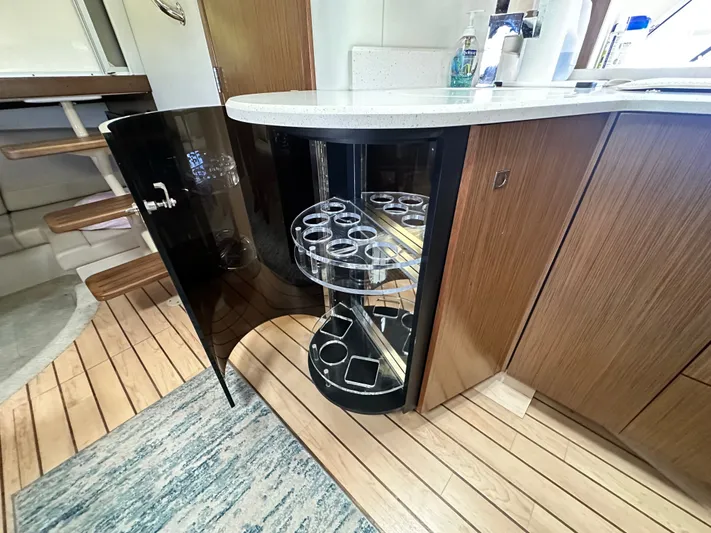 Brown Eyed Girl Yacht Photos Pics 