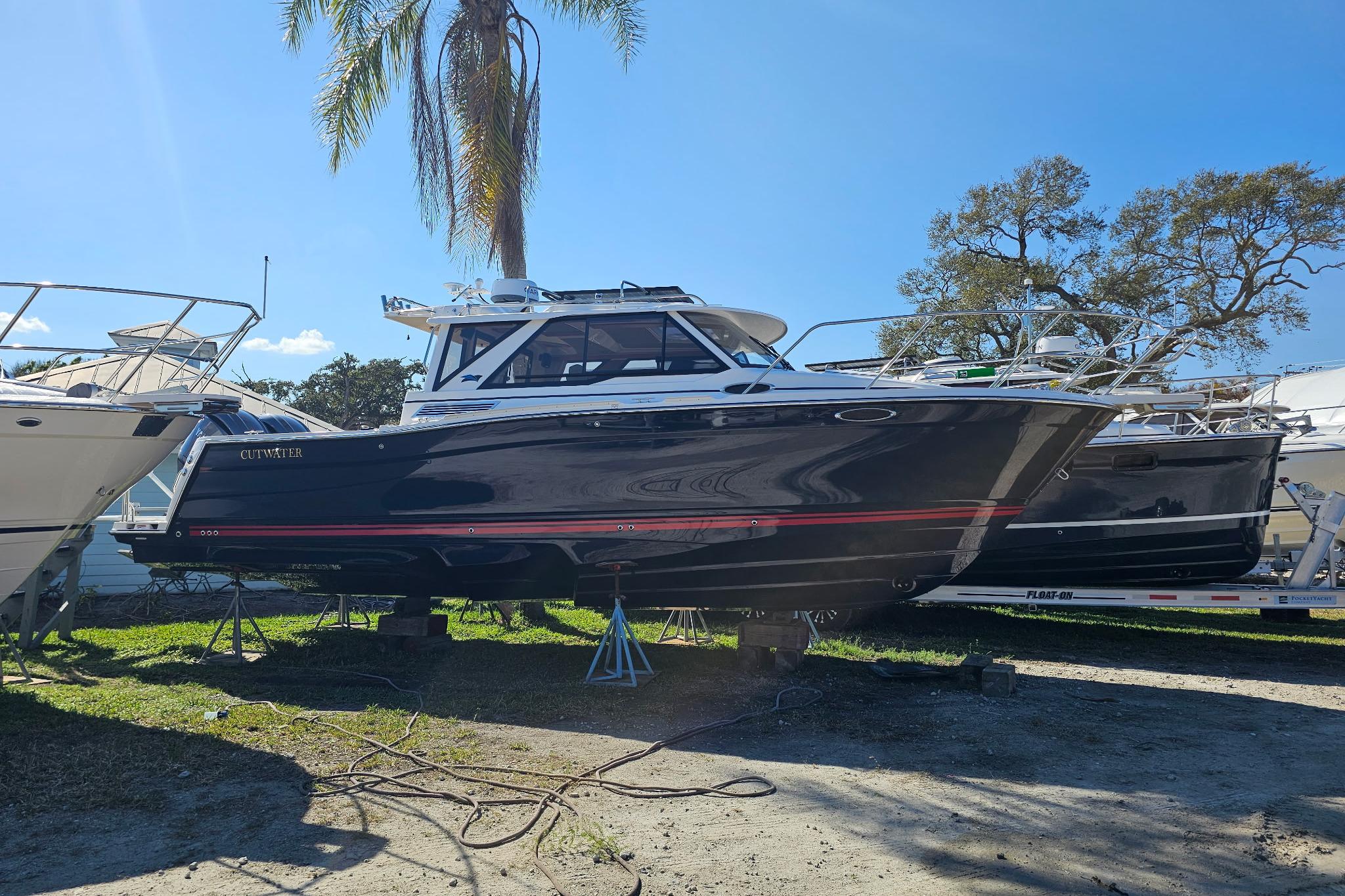 Cutwater C-288 Coupe