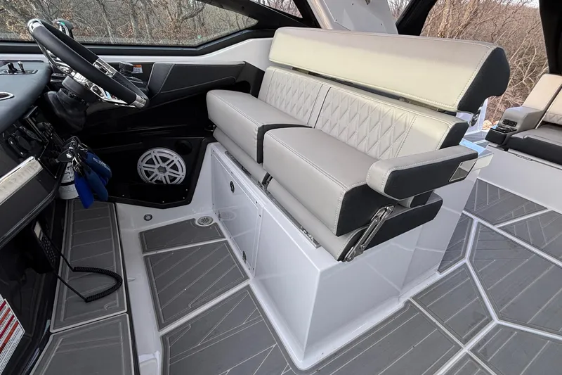  Yacht Photos Pics 2026 Monterey 385 Super Express interior with luxury seating and modern dashboard design.