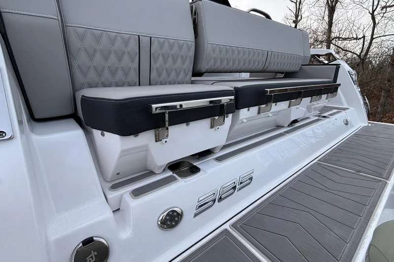  Yacht Photos Pics 2026 Monterey 385 Super Express boat seating with sleek design and modern upholstery.