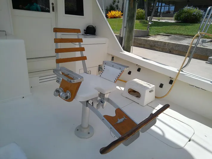 Fishin Post Yacht Photos Pics Fishing chair on 1990 Post 44 Sport Fisherman boat deck.