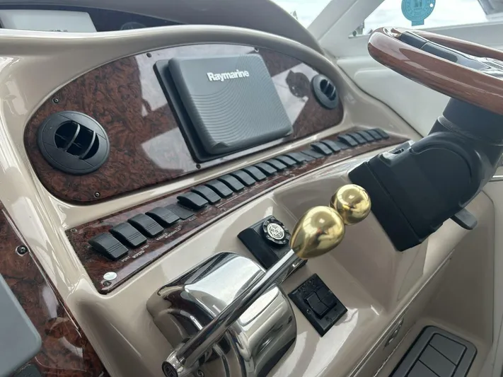 Sheri Sea II Yacht Photos Pics 