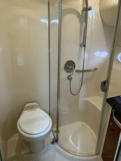 Sheri Sea II Yacht Photos Pics 