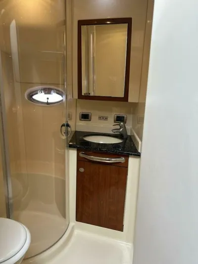 Sheri Sea II Yacht Photos Pics 