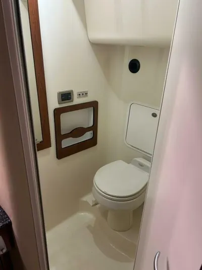 Sheri Sea II Yacht Photos Pics 