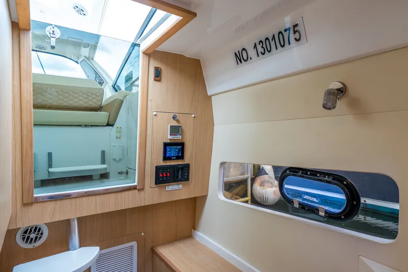 Ohana Yacht Photos Pics 