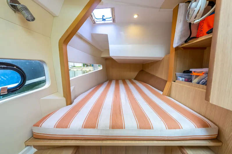 Ohana Yacht Photos Pics 