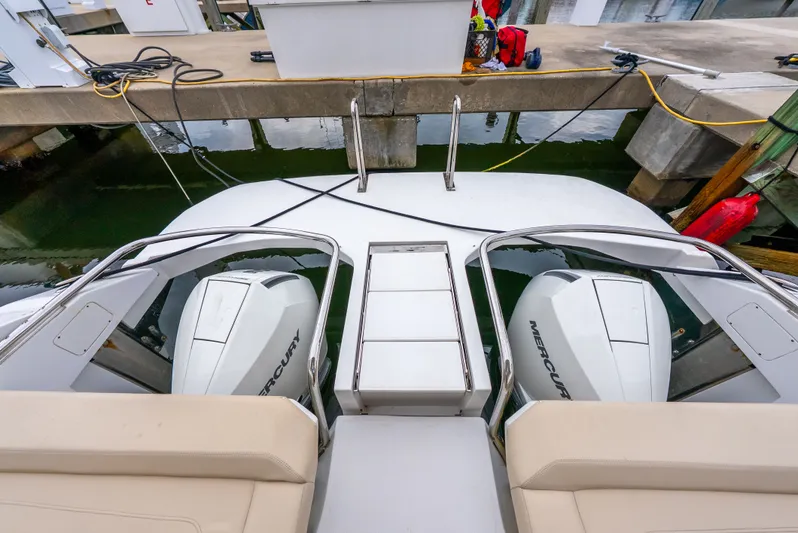 Ohana Yacht Photos Pics 