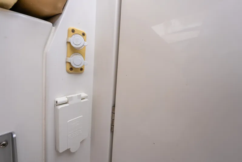 Ohana Yacht Photos Pics 