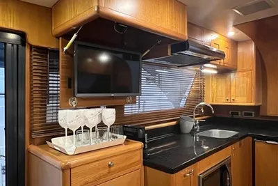 2007 Trader 42 HT