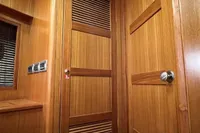2007 Trader 42 HT