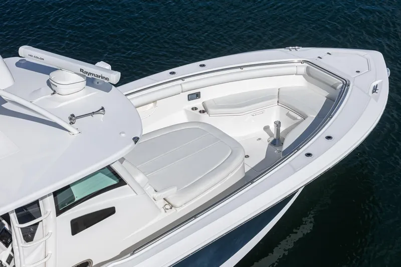 Vaquero Chingon Yacht Photos Pics 2016 Boston Whaler 370 Outrage boat with spacious seating and advanced navigation system.