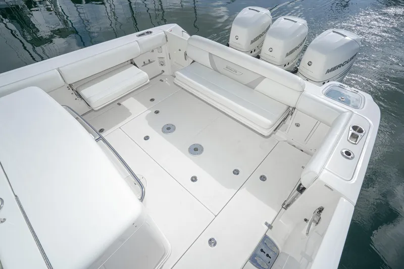 Vaquero Chingon Yacht Photos Pics 2016 Boston Whaler 370 Outrage boat deck with triple Mercury engines.