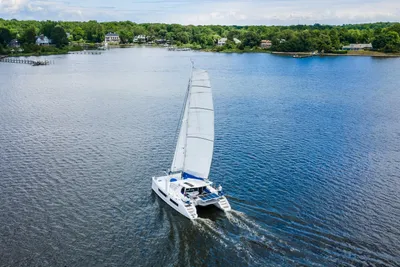 Catana 42 OWNERS VERSION