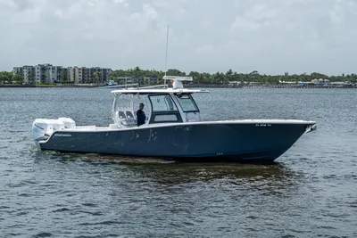 Sportsman Open 352 Center Console