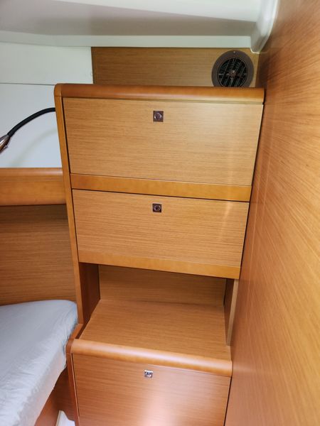 2013 Jeanneau 379 Sun Odyssey