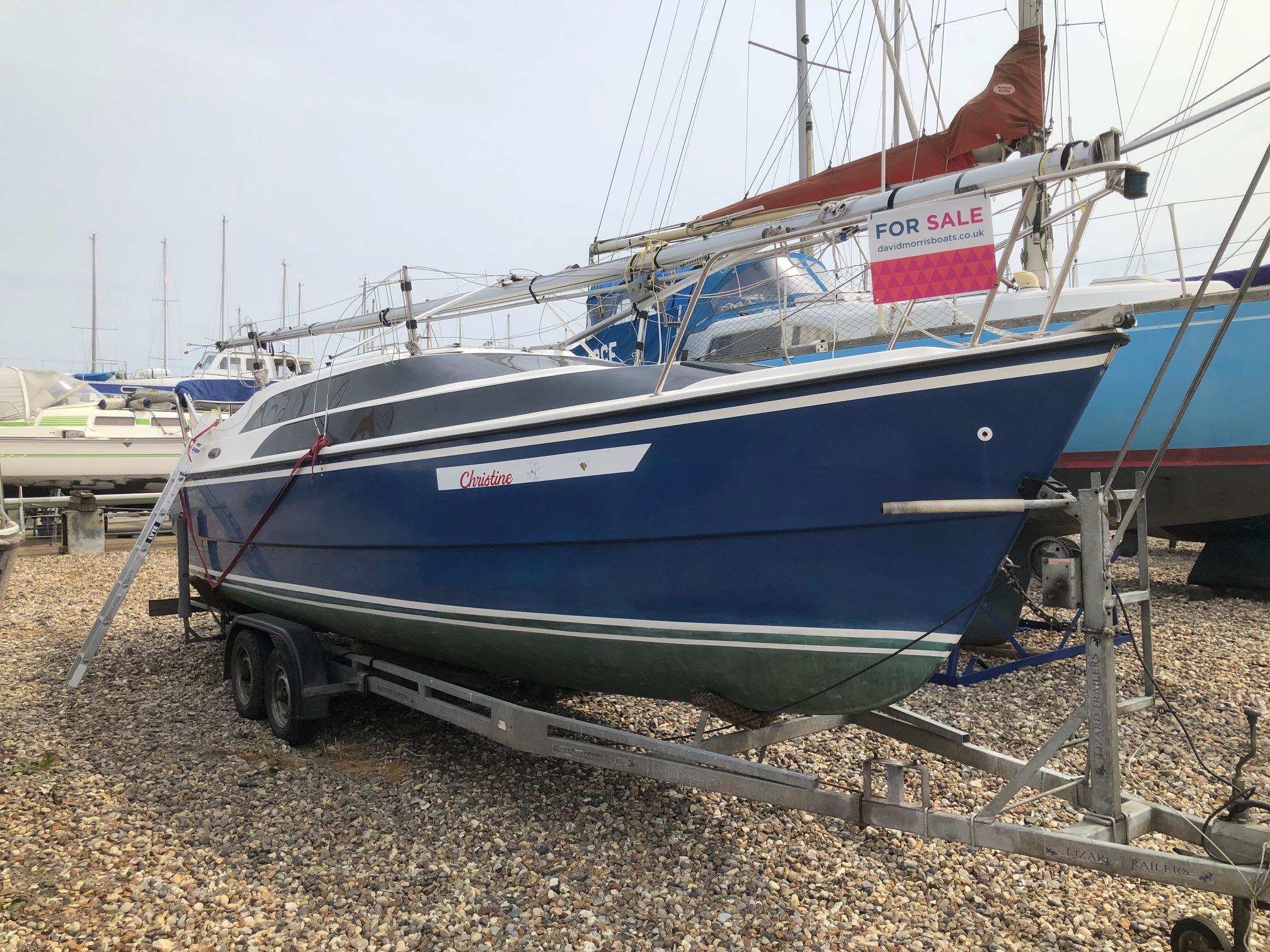 MacGregor 26M Powersailer 8m 2005 Essex Boats and Outboards