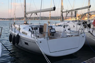 Hanse 388