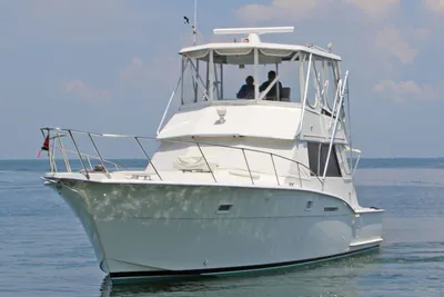 Hatteras Convertible