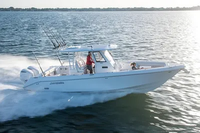 Everglades 335 Center Console