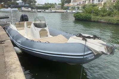 2015 Nuova Jolly Blackfin 8 Elegance