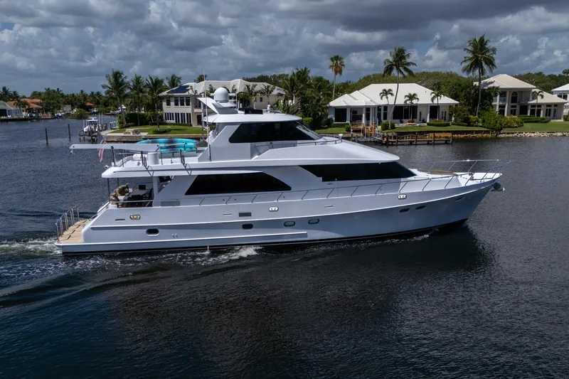 Somewhere In Time Yacht Photos Pics Ocean Alexander 78 Somewhere In Time- Profile