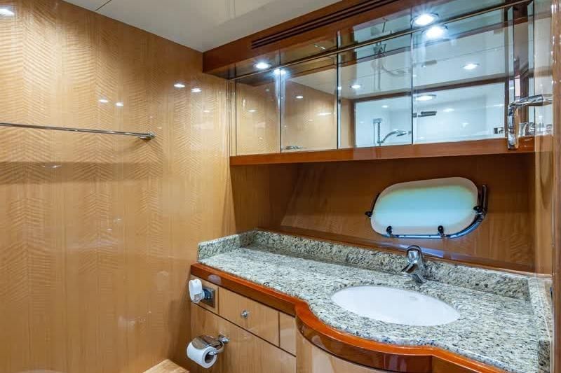 2005 Ocean Alexander 78 