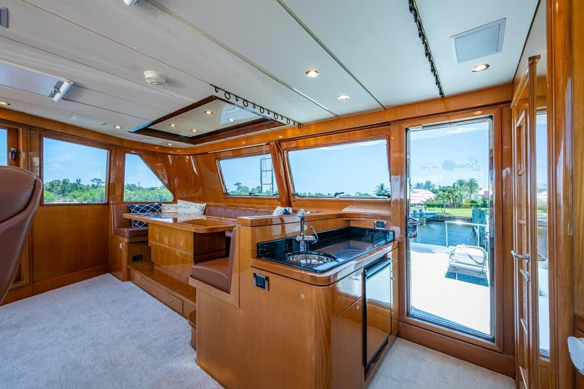 2005 Ocean Alexander 78 