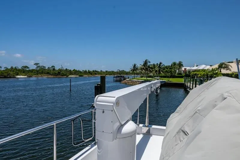 Somewhere In Time Yacht Photos Pics Ocean Alexander 78 Somewhere In Time- Aft Deck