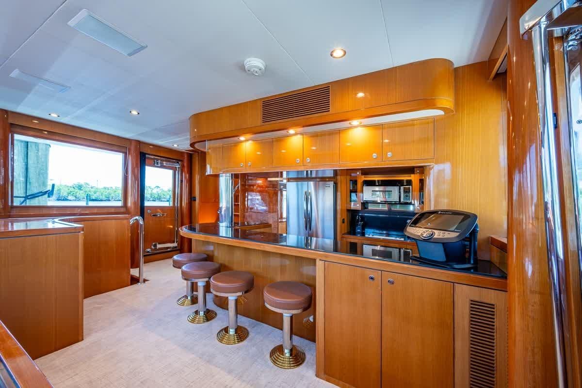 2005 Ocean Alexander 78 