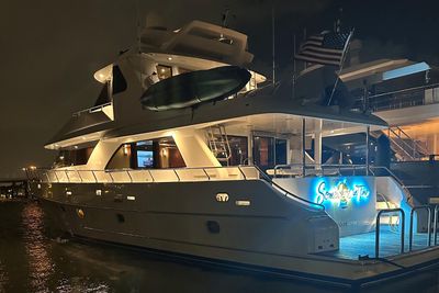 Yacht